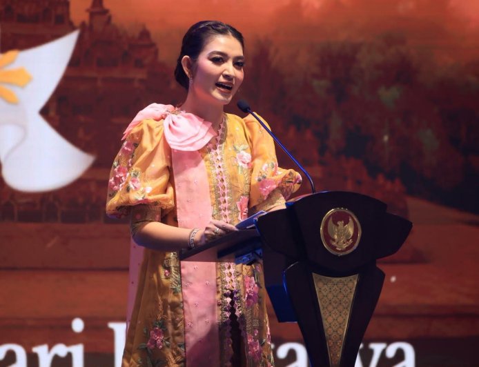 Ketua Umum Seruni Kabinet Merah Putih Selvi Gibran Buka Bazar Kreasi Bhayangkari Nusantara 2026, Dorong UMKM Naik Kelas